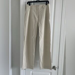 Iro Paris Beige SZ 40/8 W/pockets Zip Close& Snaps Beautiful pure Luxury